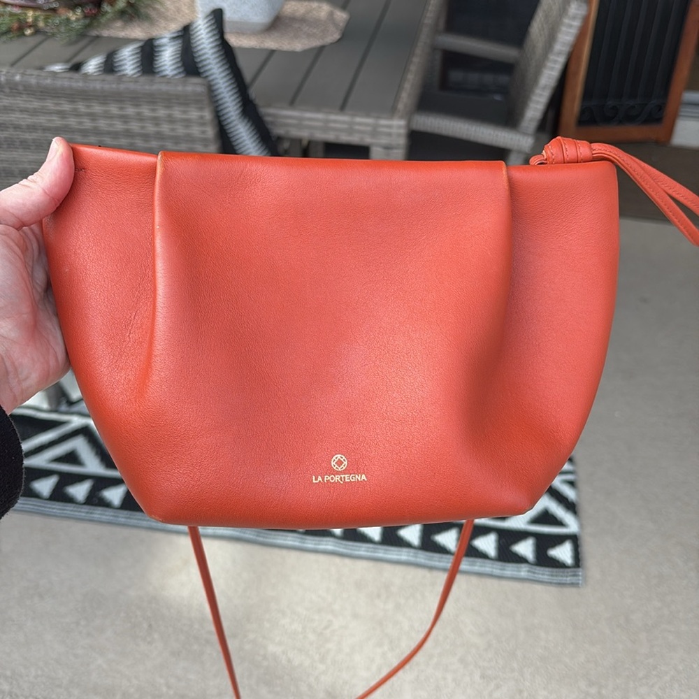 la portegna marta oxide leather bag